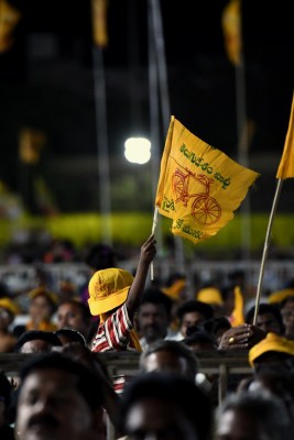 YSRCP not putting pressure on Centre on Vizag steel plant: TDP