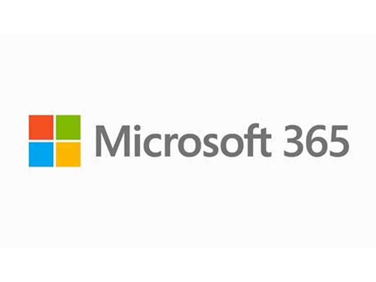 Microsoft 365's web version helps convert Word docs into PowerPoint presentations