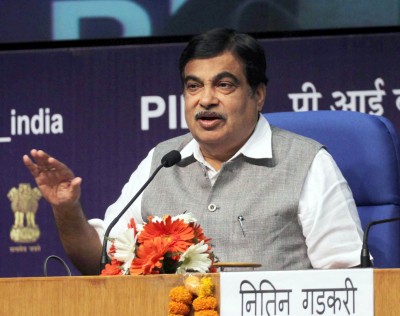 'Gadkari & his family had nothing to do with purchase or sale of any Scania bus'