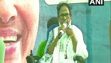 Mamata alleges Bengalis will be driven out of state if BJP wins