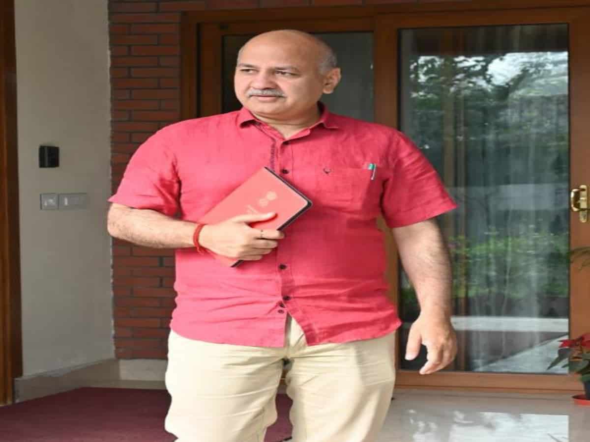 Delhi excise policy scam: Sisodia reaches CBI headquarters for interrogation