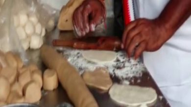 TN polls: AIADMK candidate makes parotta in Chennai