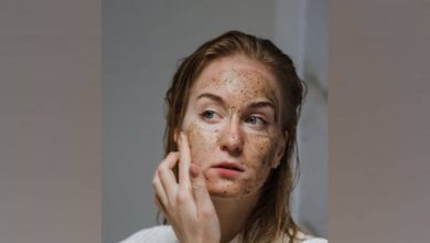Take care of your skin this Holi with these simple tips!