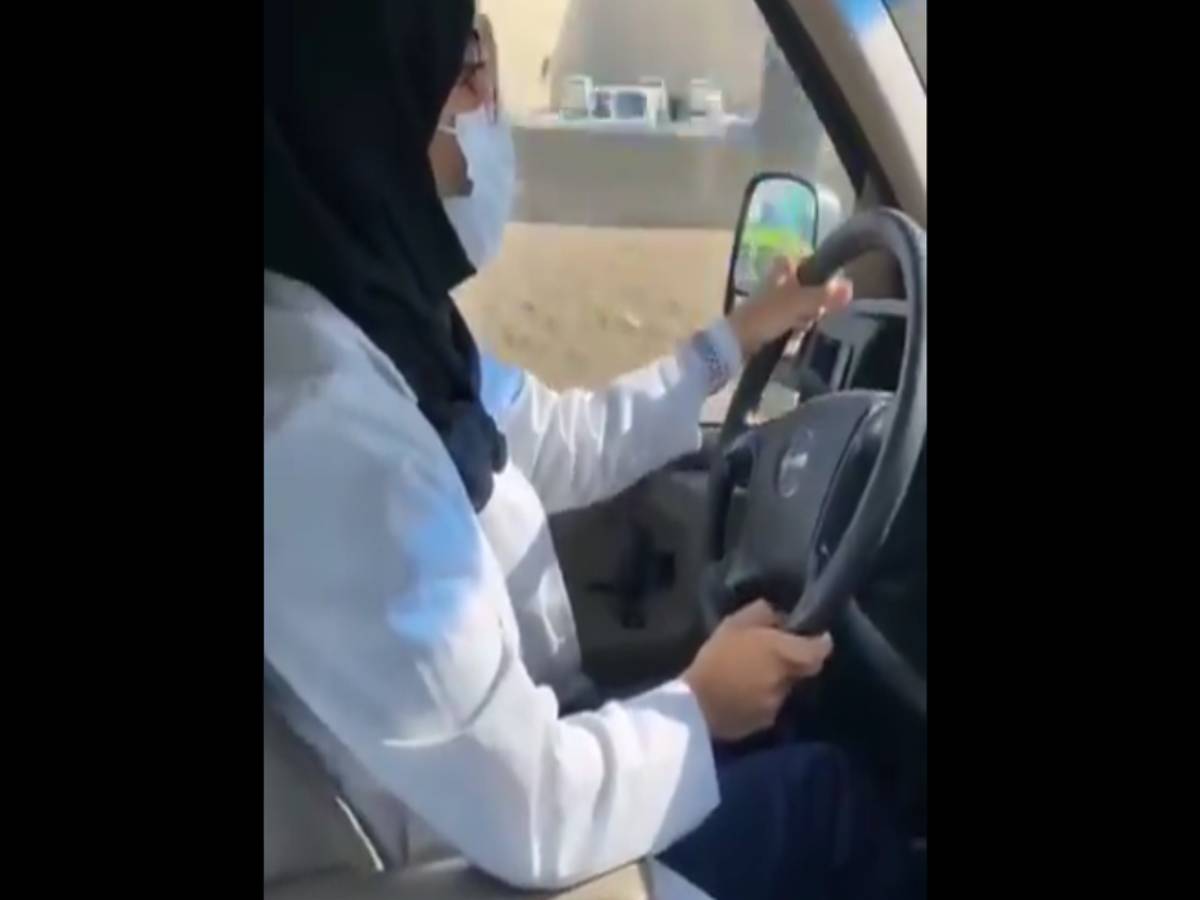 Video of Saudi’s first female driver leaves social media impressed