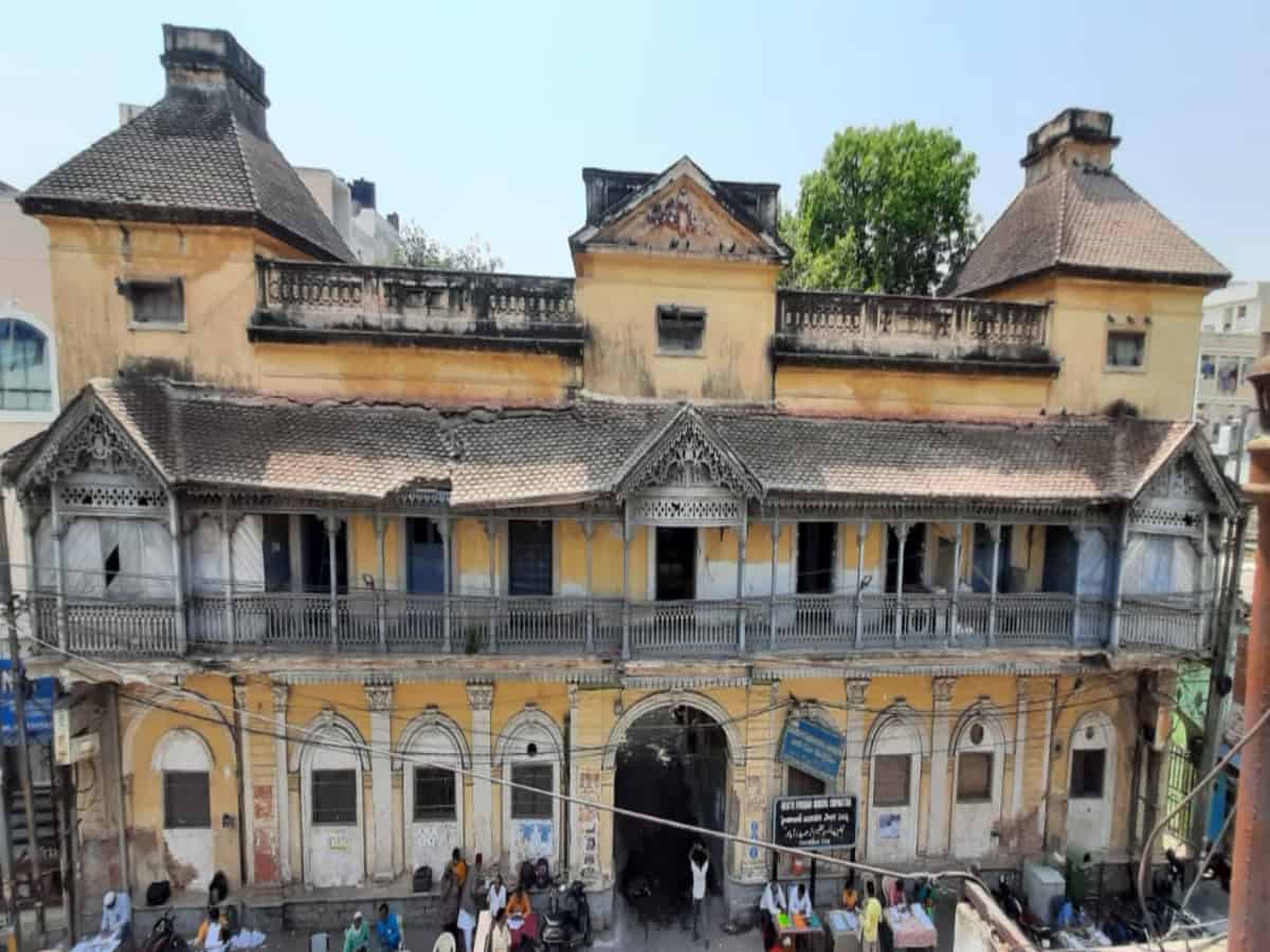Work begins to restore Hyderabad's Sardar Mahal