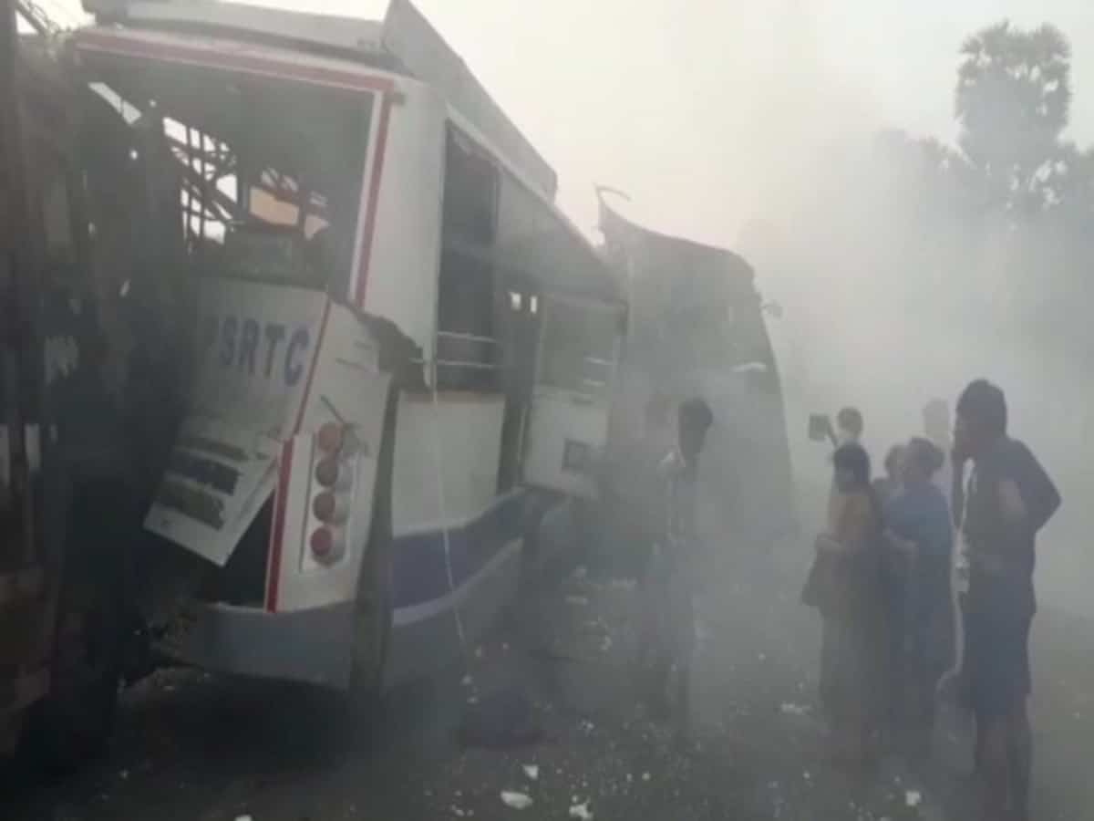 AP: 3 killed, several injured as two buses collide in Vizianagaram