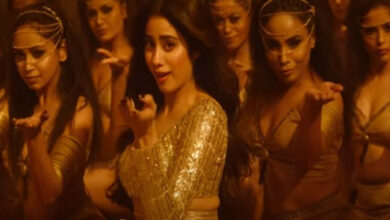 Watch: Janvhi Kapoor sets the dance floor on fire with 'Nadiyon Paar' remake