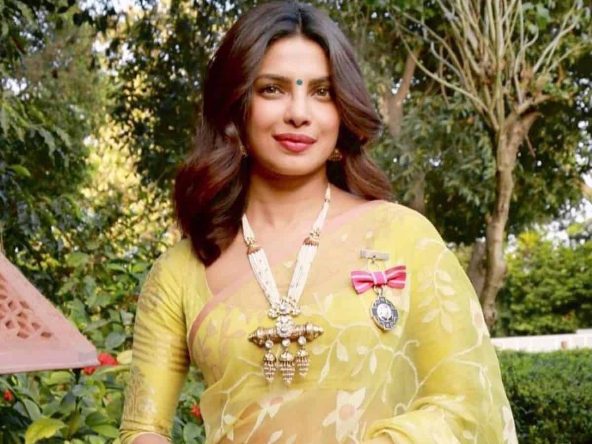 Priyanka savagely replies journalist asking her qualification to announce Oscar nominees