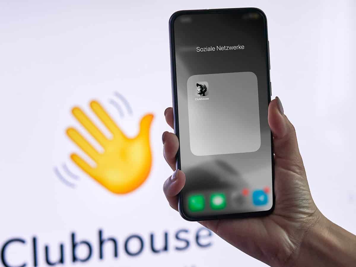 Clubhouse launches new messaging system Backchannel