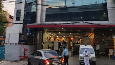 Covid patient dies by jumping off from hospital building in Warangal