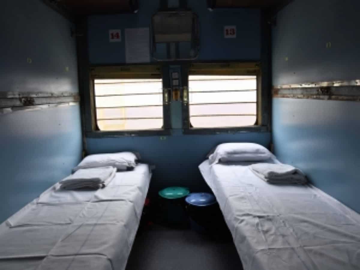 75 isolation coaches to come at Shakurbasti, Anand Vihar