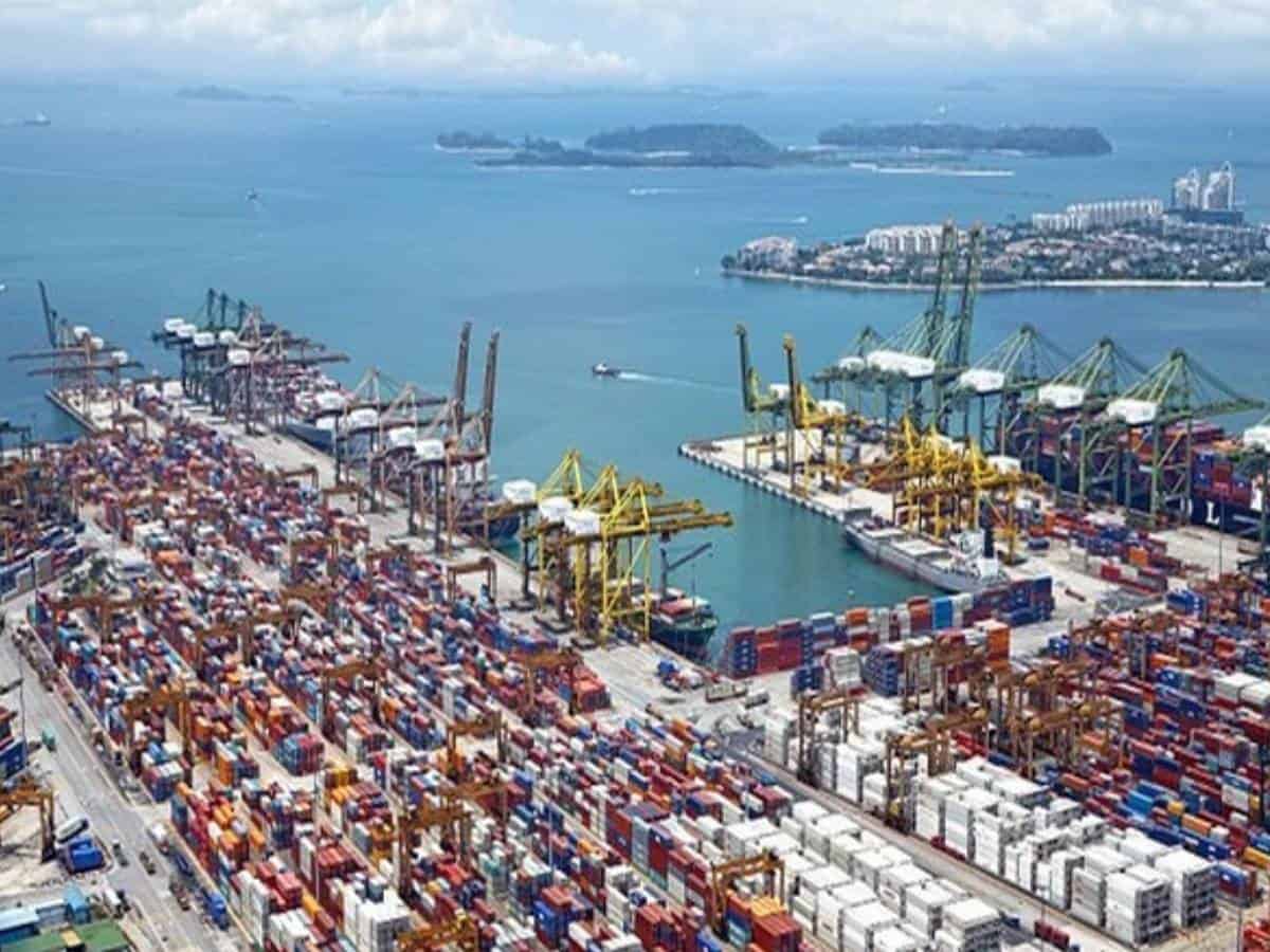India's exports rise by 297 per cent in first week of April