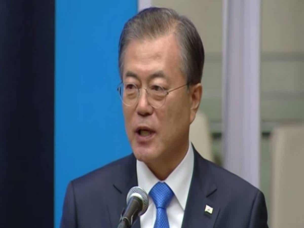 S.Korea's Moon nominates ex-interior minister as new Prime Minister