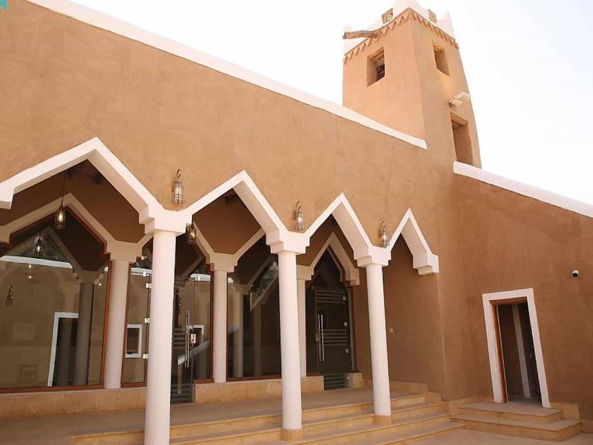 Saudi Arabia: 150-year old Al Mansaf Mosque reopens after renovation 