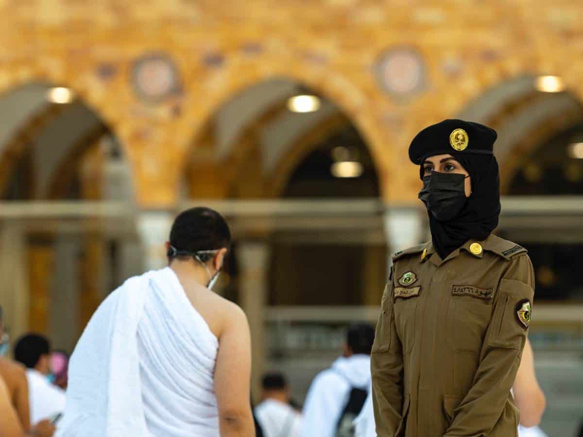 Women security guards deployed for first time at Masjid al-Haram in Makkah