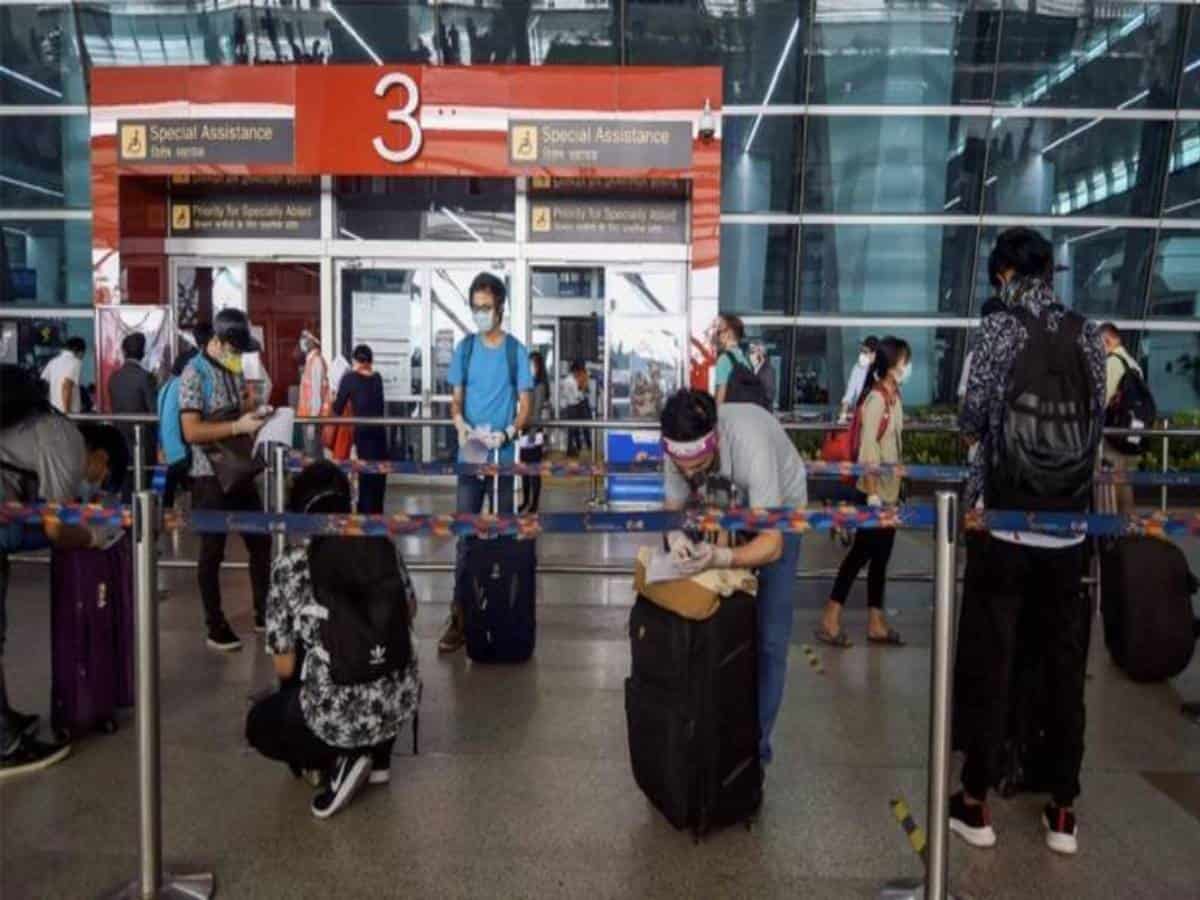 Israel delays planned entry of individual tourists
