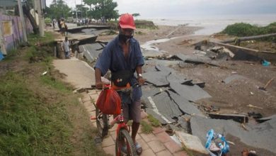 Death toll in Indonesia flash floods rises to 70, 70 others still missing