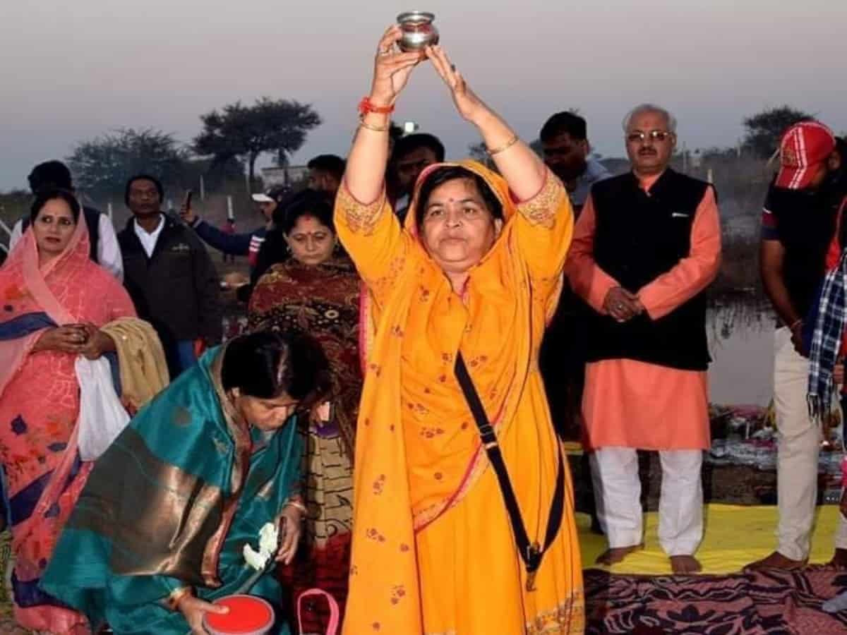 MP minister performs pooja at airport to ward off COVID-19