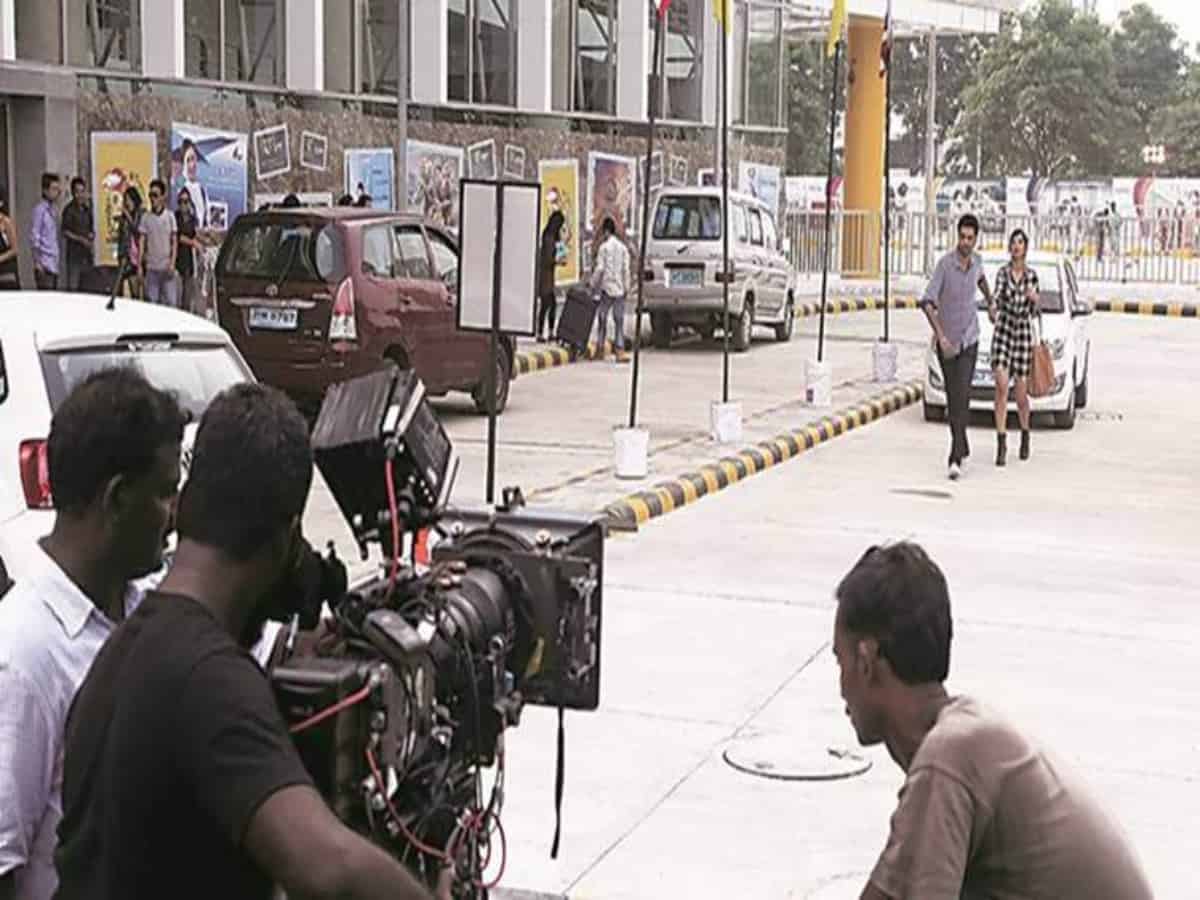 COVID-19: Maharashtra govt halts movie, TV shoots