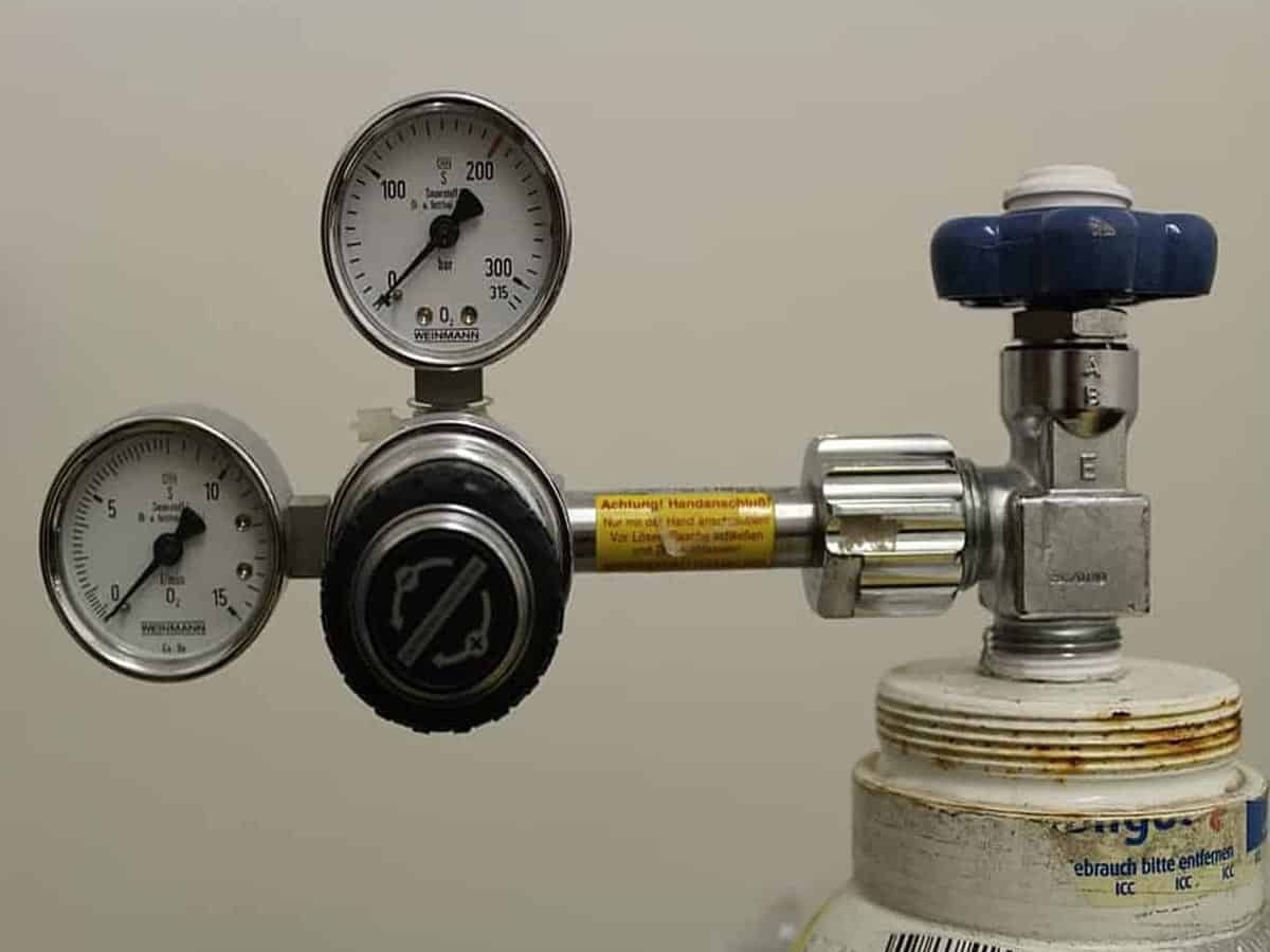 Afghanistan running out of oxygen as COVID-19 surge worsens