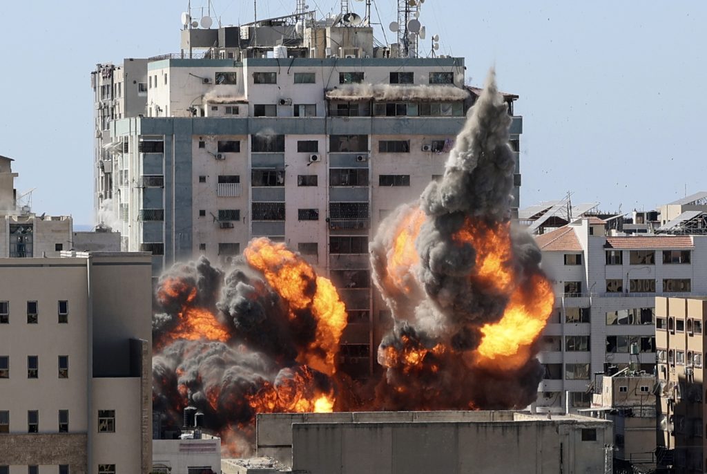 Israeli warplanes stage more heavy strikes across Gaza City
