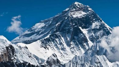 Nepali guide creates world record by climbing Everest twice