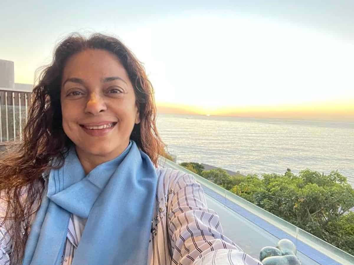 Juhi Chawla defines 'peace' with mesmerising picture of setting sun