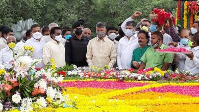 Tributes paid to NTR on 98th birth anniversary