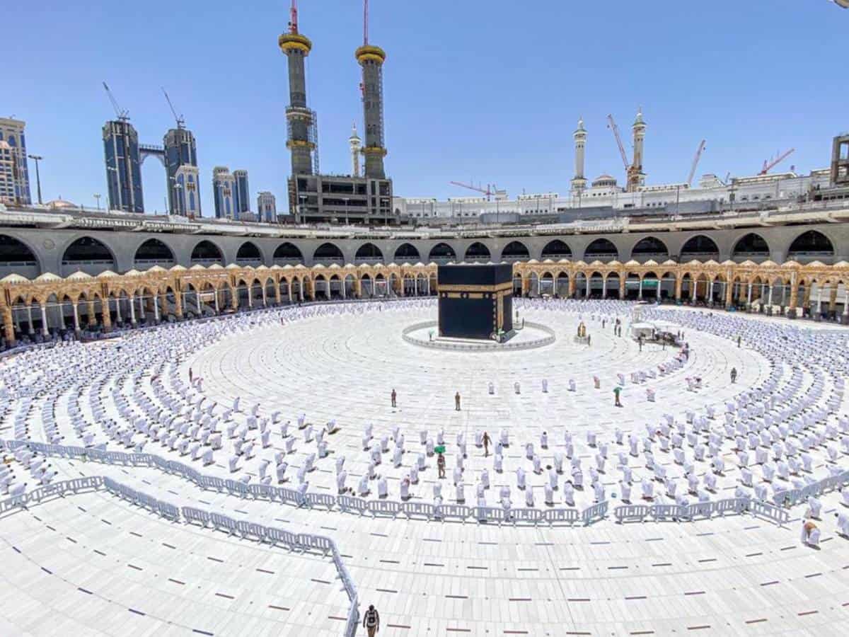 Saudi Arabia limits registrations for Hajj to citizens only