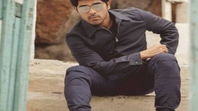 Allu Sirish prefers mirror selfies because photoshoots are too 'mainstream'