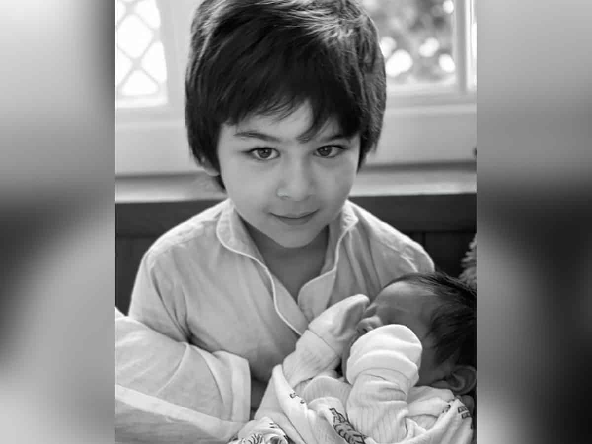 Kareena shares picture of younger son with Taimur, calls them 'her hope'