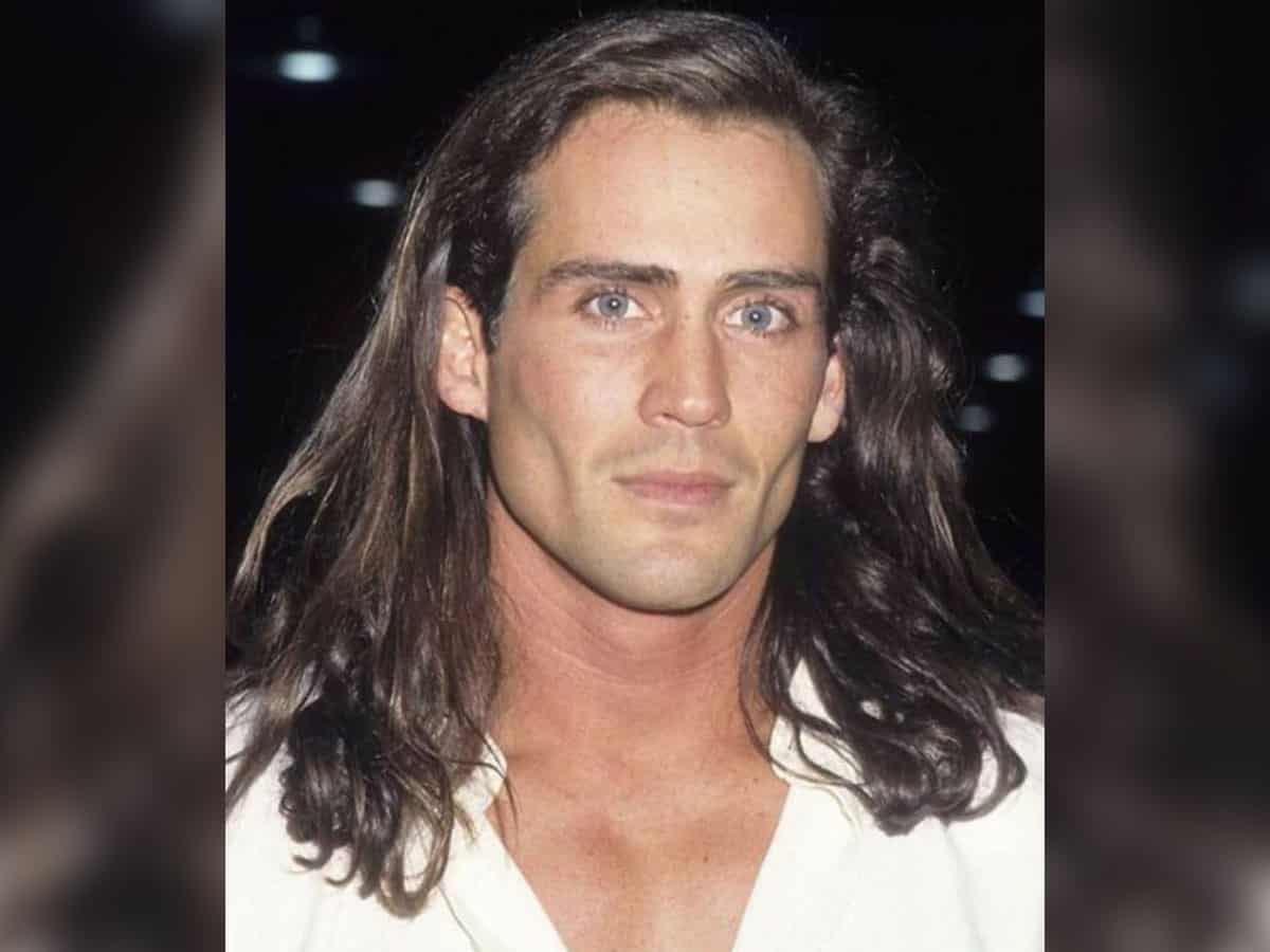 'Tarzan' Star Joe Lara dies at 58 in plane crash