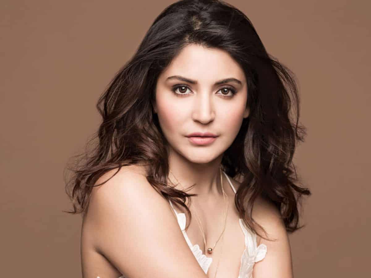 Anushka Sharma shares adorable candid pictures from her day off