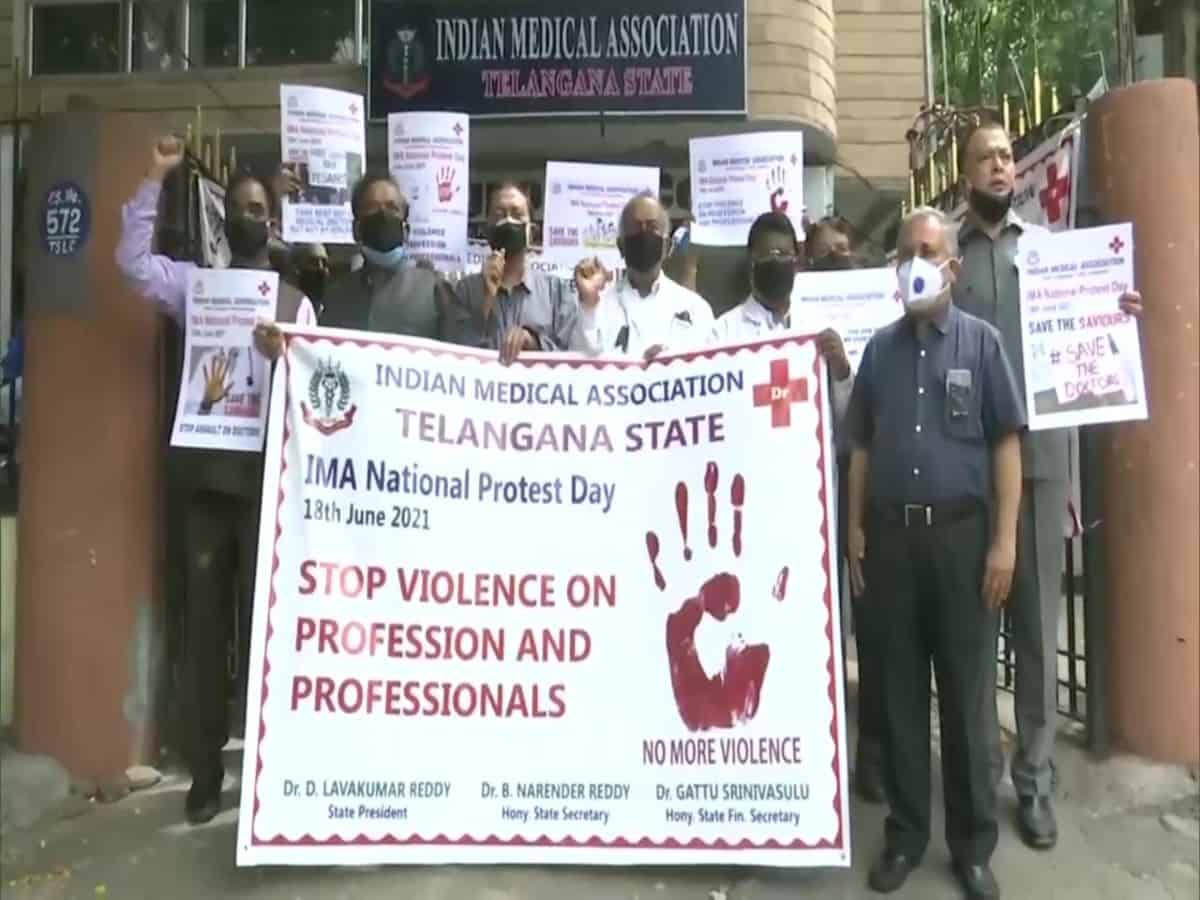 IMA holds protest seeking law to protect doctors against violence