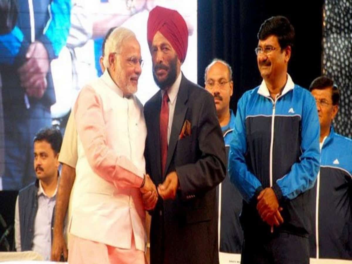 Country lost a colossal sportsperson: Modi