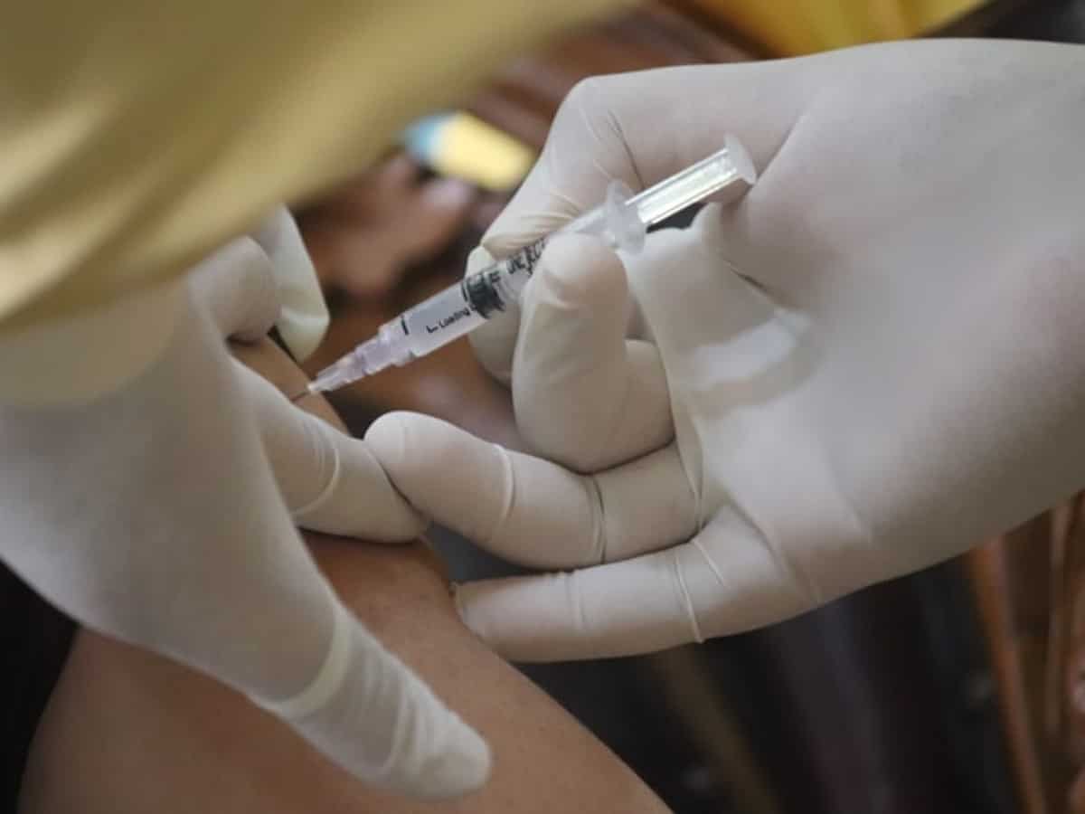 Telangana to vaccinate job seekers going abroad for work