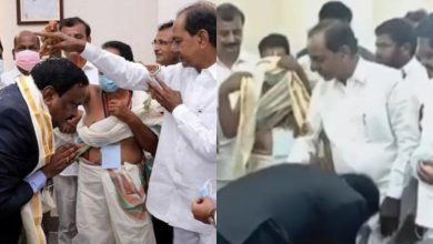 Siddipet collector touches KCR’s feet at official event; draws ire