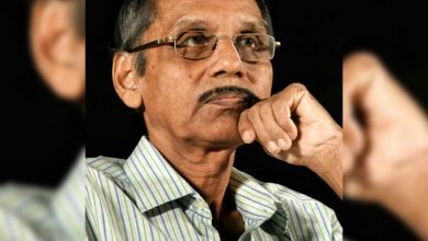 Popular Malayalam lyricist Poovachal Khader succumbs to Covid