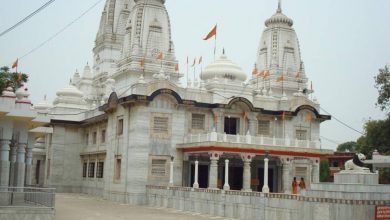 UP: Muslims families asked to vacate homes around Gorakhnath Temple