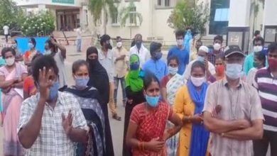 AP: Relatives of deceased COVID-19 patient hold protest