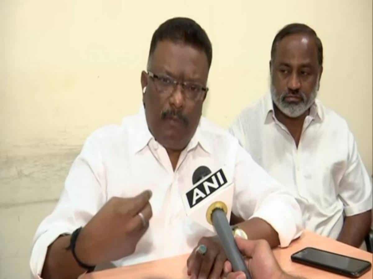 Telangana govt trustee of assets, has no right to sell: Congress