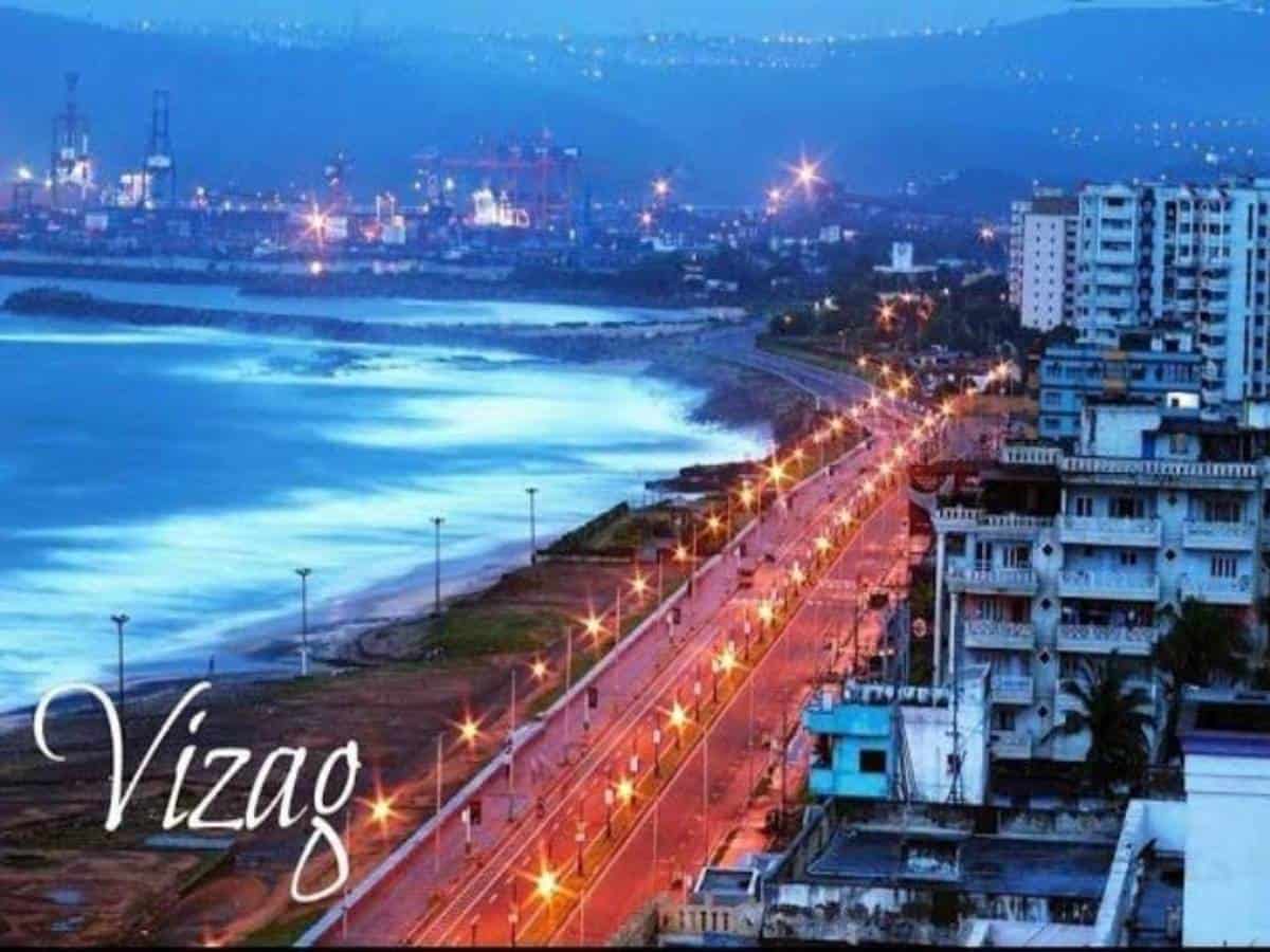 Andhra to create international business hub in Vizag