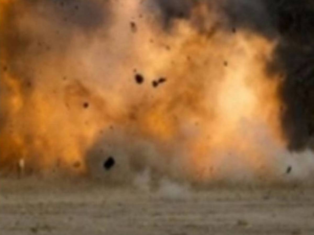 Two killed, 17 injured in Lahore blast