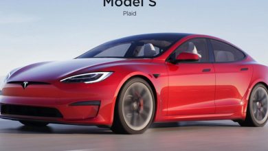 Tesla won't offer regular steering wheel on new Model S/X: Musk