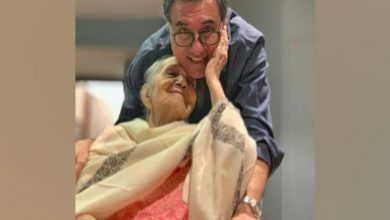 Boman Irani's mother Jerbanoo Irani passes away