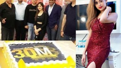Jannat Zubair celebrates 30m Insta followers with vax drive