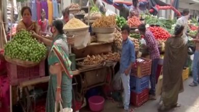 Hyd: With lockdown timings further relaxed, markets less crowded