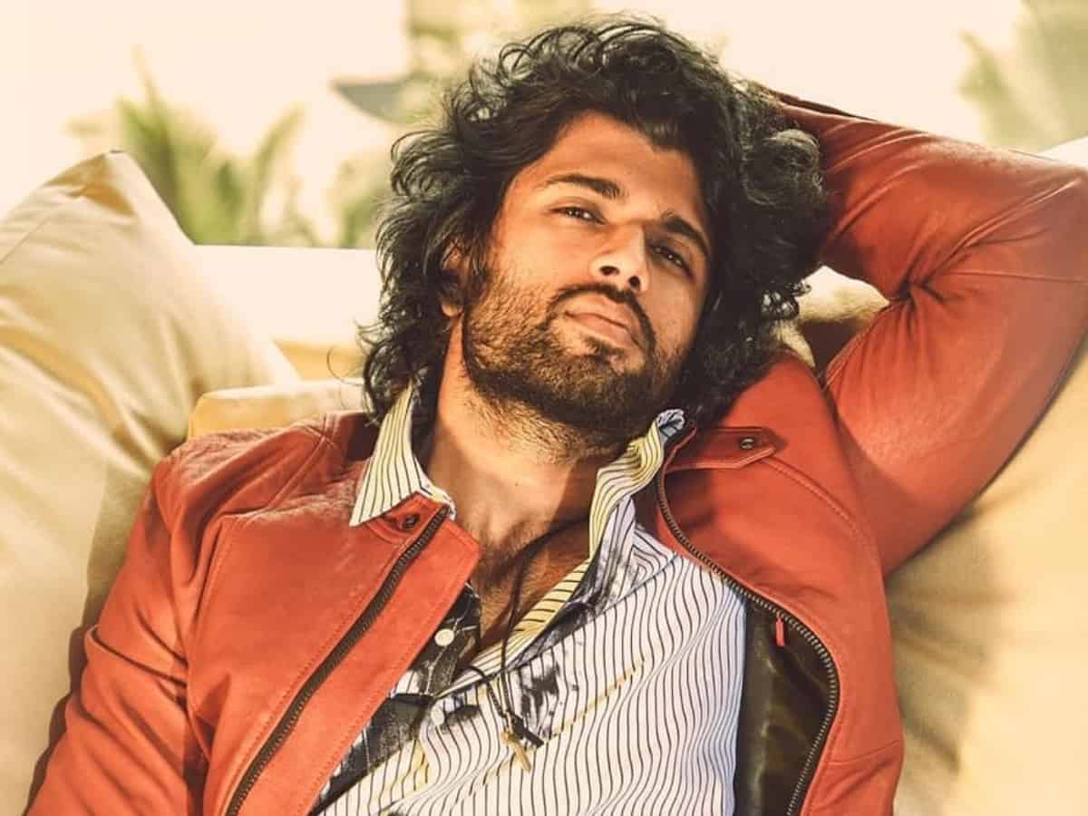 Vijay Deverakonda reveals he sometimes visits theatres in Burqa