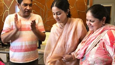 Not that strong to bear your loss dad: Hina Khan shares heart-breaking post