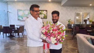 Former MP Konda Vishweshwar Reddy meets Revanth; likely to join Congress again